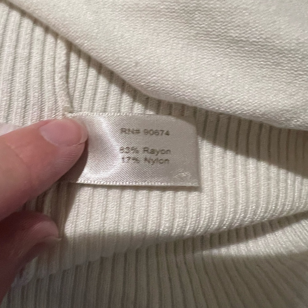 Boston Proper Embellished White Women's Top - Picture 11 of 12
